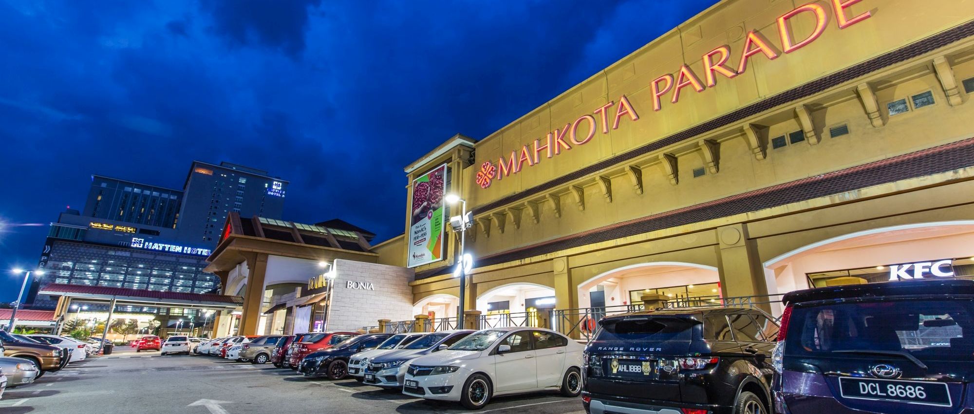 Mahkota Parade